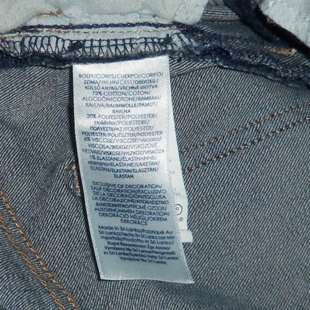 CHAPS Patchwork Distressed Dark Denim Ankle Jeans - Women's Size 4 - (30x28) - Picture 8 of 8